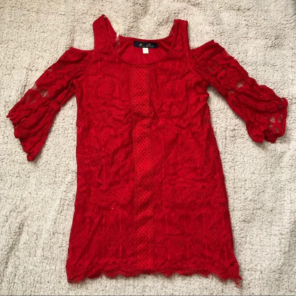 Red off the shoulder long sleeve lace dress